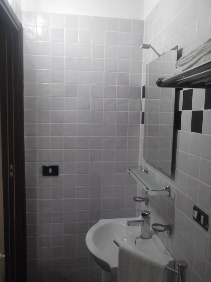 Bed and Breakfast Perla Del Mare Бари Экстерьер фото